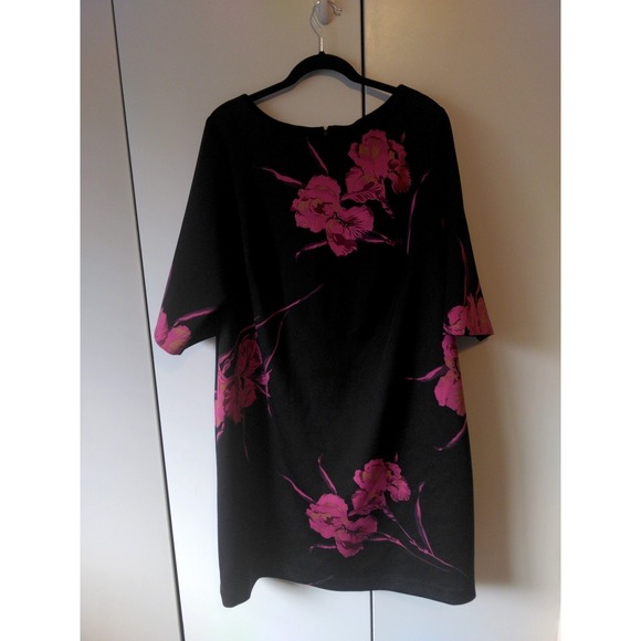 Betsey Johnson Dresses & Skirts - Betsey Johnson Floral Women's Sheath Dress Size 18 Black Retro Elegant Corporate